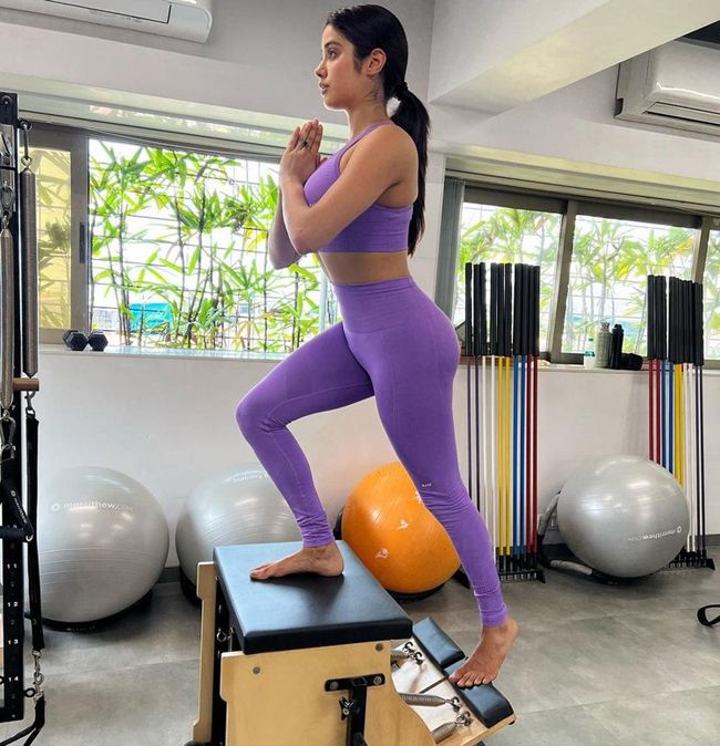 Staggering Poses Of Janhvi Kapoor At Gym